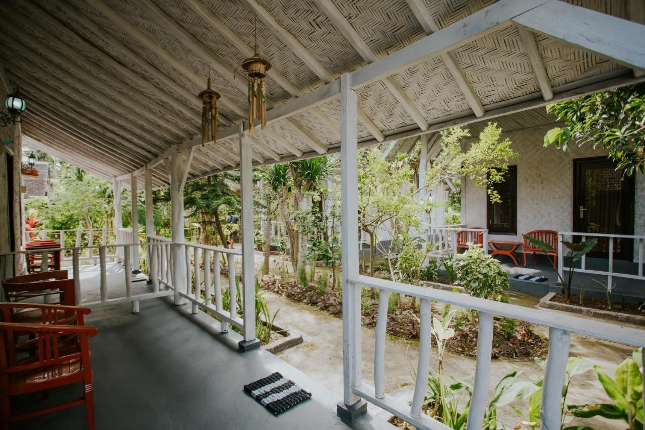 Fullmoon Bungalows Toyapakeh Zewnętrze zdjęcie