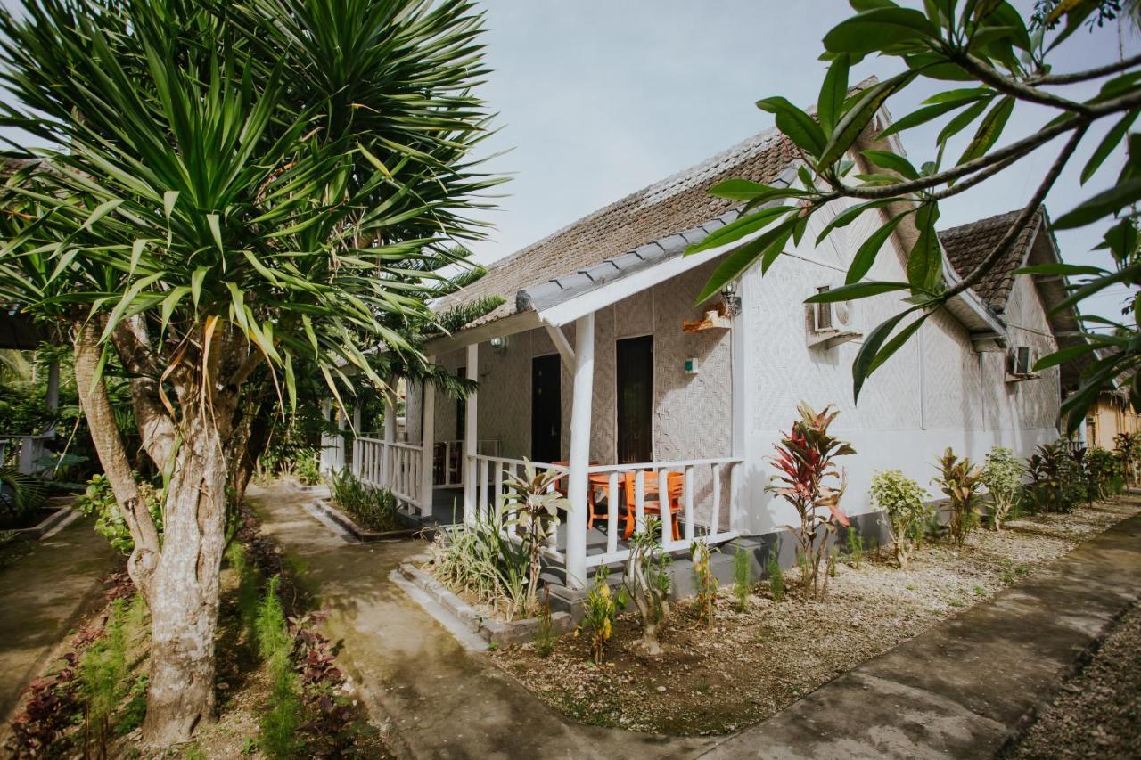 Fullmoon Bungalows Toyapakeh Zewnętrze zdjęcie