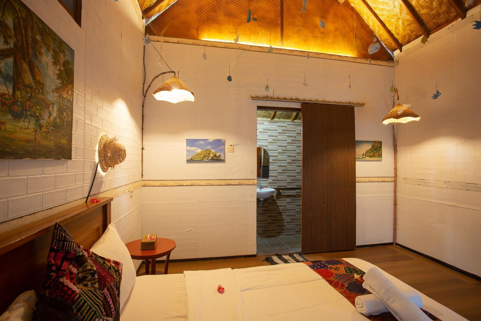 Fullmoon Bungalows Toyapakeh Zewnętrze zdjęcie
